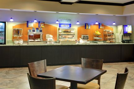Holiday Inn Express & Suites Albuquerque Airport , NM 87106 near Albuquerque International Sunport View Point 8