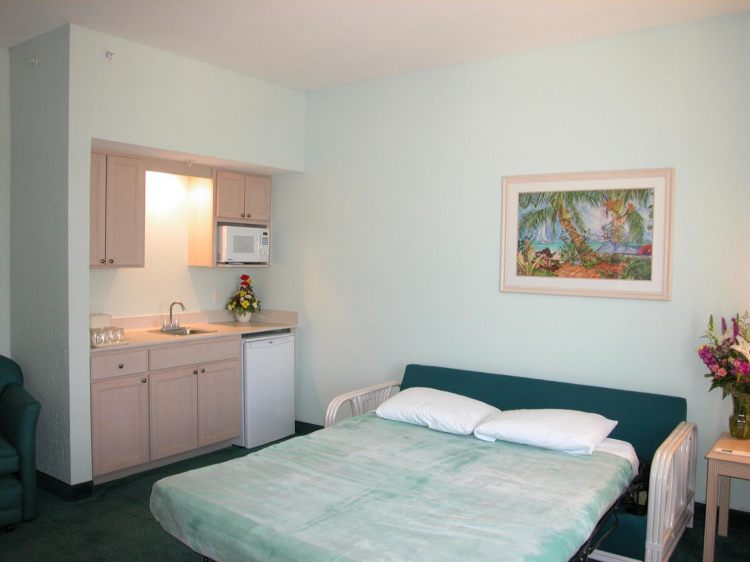 Cocoa Beach Suites Hotel , FL 32931 near Port Canaveral Cruise View Point 8