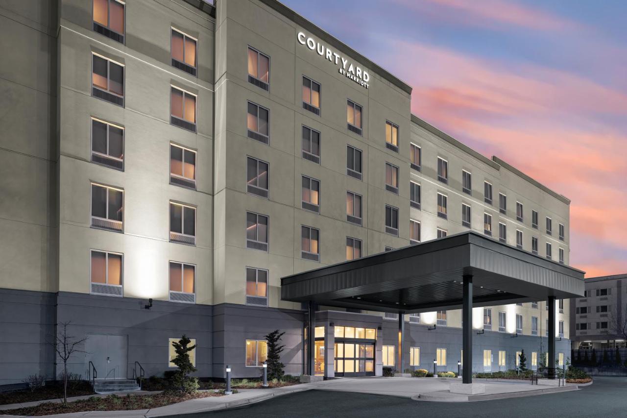 Courtyard by Marriott Seattle SeaTac Airport , WA 98188 near Seattle-tacoma International Airport View Point 11