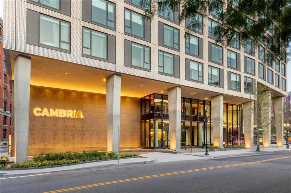 Cambria Hotel Boston Downtown
